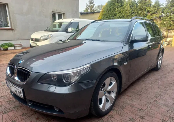 dolnośląskie BMW Seria 5 cena 18700 przebieg: 241000, rok produkcji 2006 z Ozimek